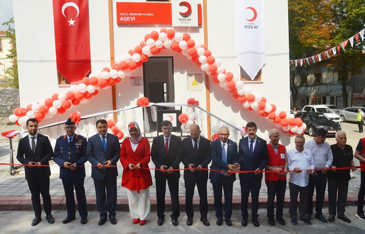 Kütahya'da, TBMM 22. Dönem Kütahya Milletvekili Halil İbrahim Yılmaz’ın oğlu Emlak Konut GYO Genel...