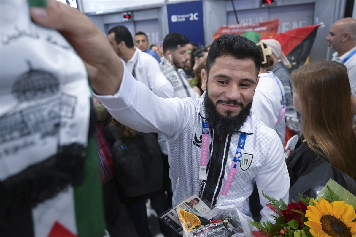 Paris 2024 Olimpiyatları'nda mücadele edecek Filistinli sporcular, ülkelerinin bayrağını...