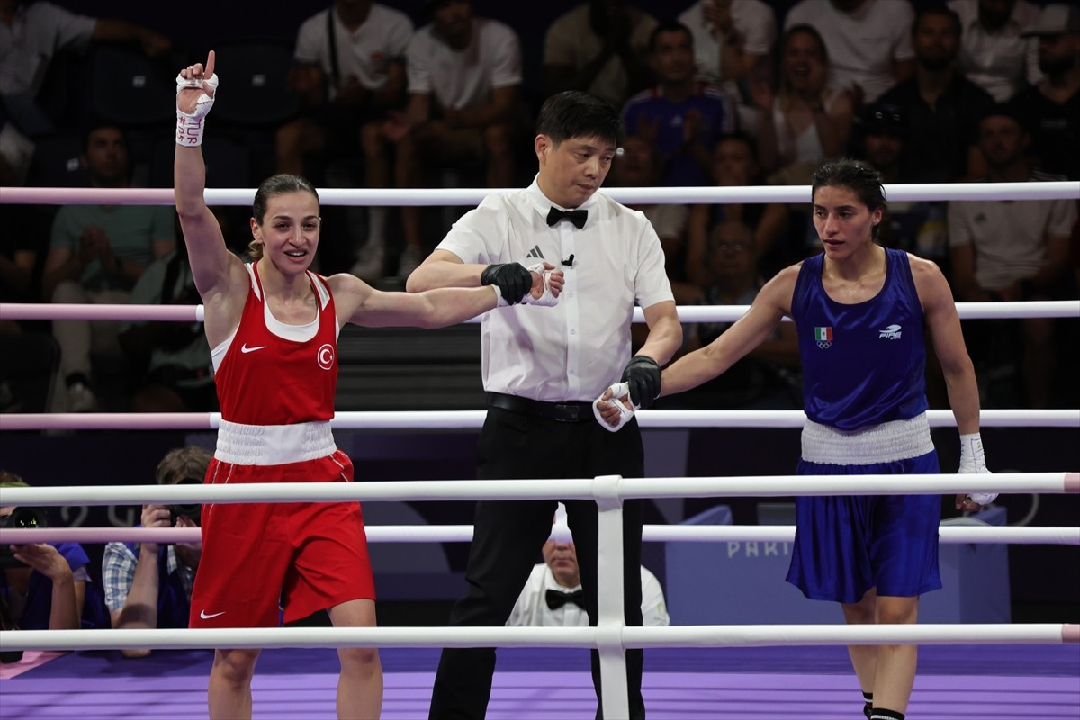 Fransa'nın Villepinte kentindeki North Paris Arena'da düzenlenen Paris 2024 Olimpiyat Oyunları'nda...