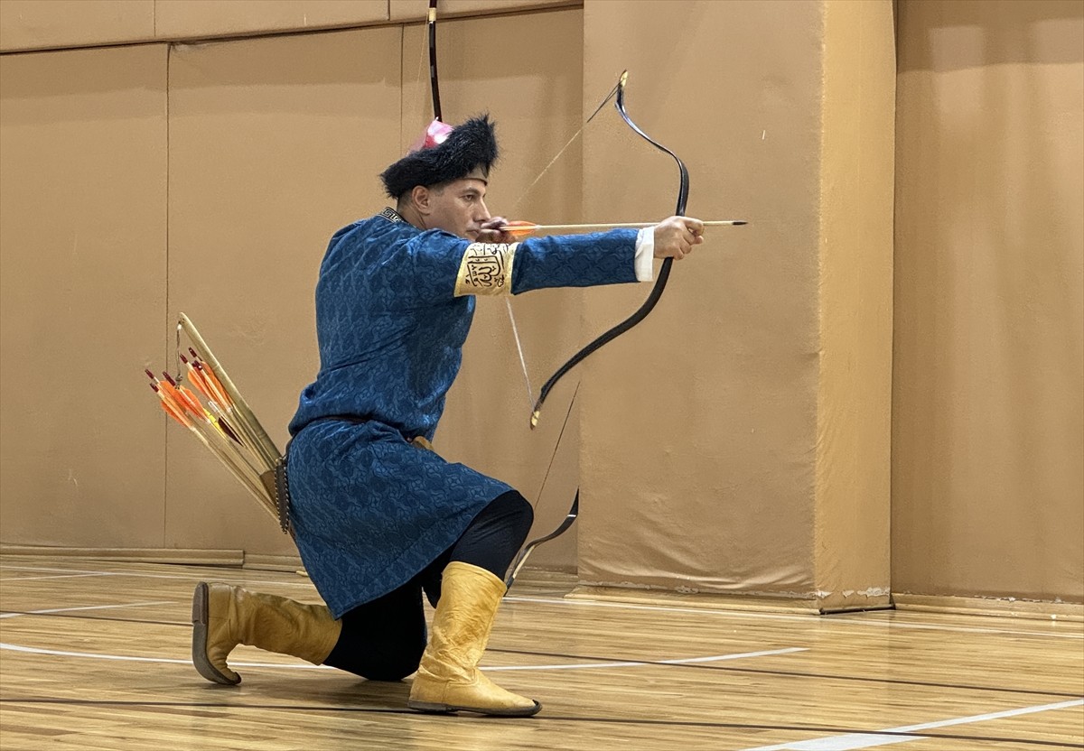 İstanbul'da Türkiye ile Japonya arasındaki diplomatik ilişkilerin tesisinin 100'üncü yılı...