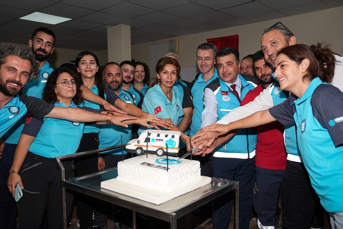 İzmir'deki Ulusal Medikal Kurtarma Ekibi, "Ulusal UMKE Haftası" kapsamında Urla ilçesinde yer alan...