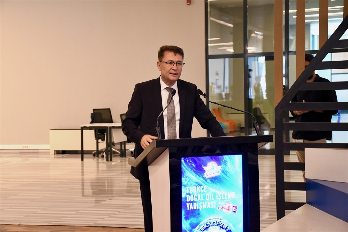 Kocaeli'de düzenlenen "TEKNOFEST Türkçe Doğal Dil İşleme Yarışması" finali, 163 takım ve 531...