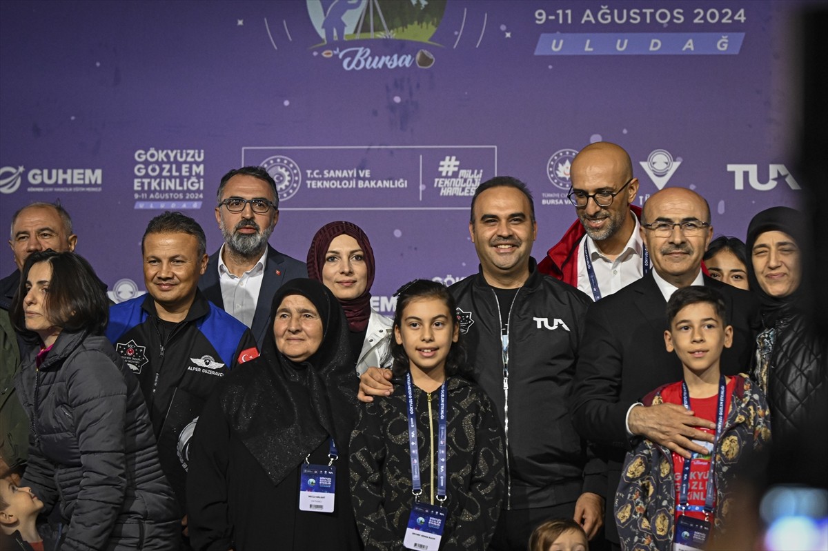 Sanayi ve Teknoloji Bakanı Mehmet Fatih Kacır, bu yıl Bursa Uludağ'da gerçekleştirilen ve 11...