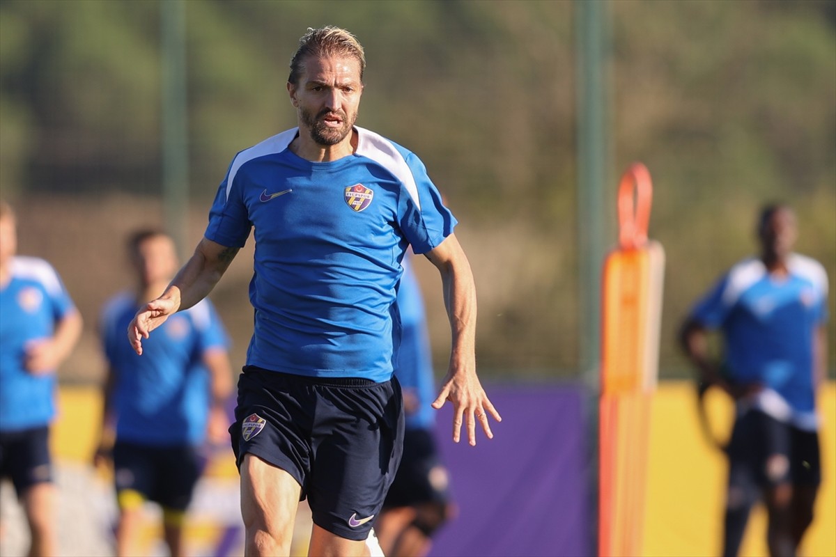 Trendyol Süper Lig'in 6. haftasında Beşiktaş ile deplasmanda karşılaşacak ikas Eyüpspor...