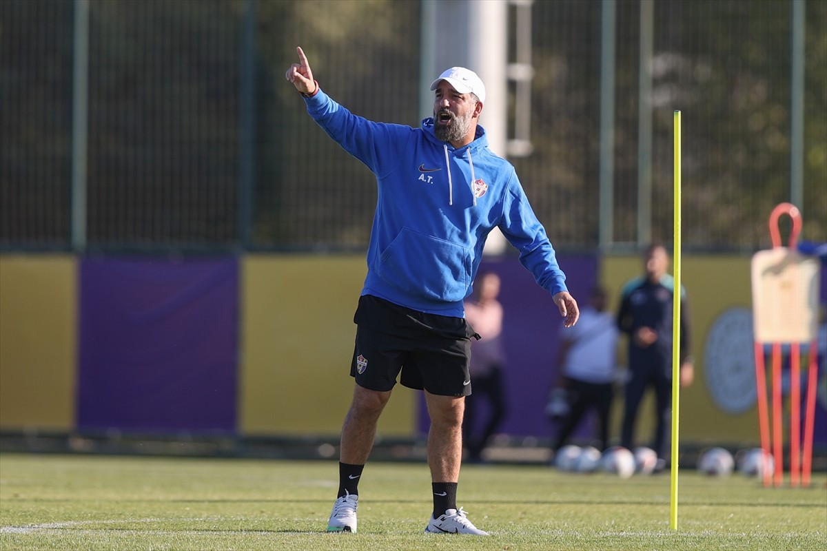 Trendyol Süper Lig'in 6. haftasında Beşiktaş ile deplasmanda karşılaşacak ikas Eyüpspor...