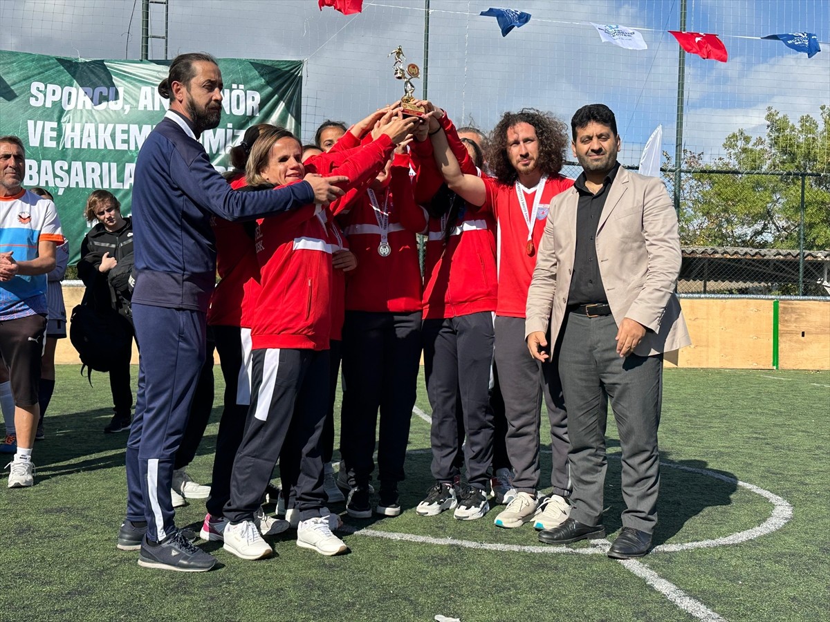 Türkiye Görme Engelliler Spor Federasyonu tarafından Kocaeli'de düzenlenen ve ilk kez tamamen...