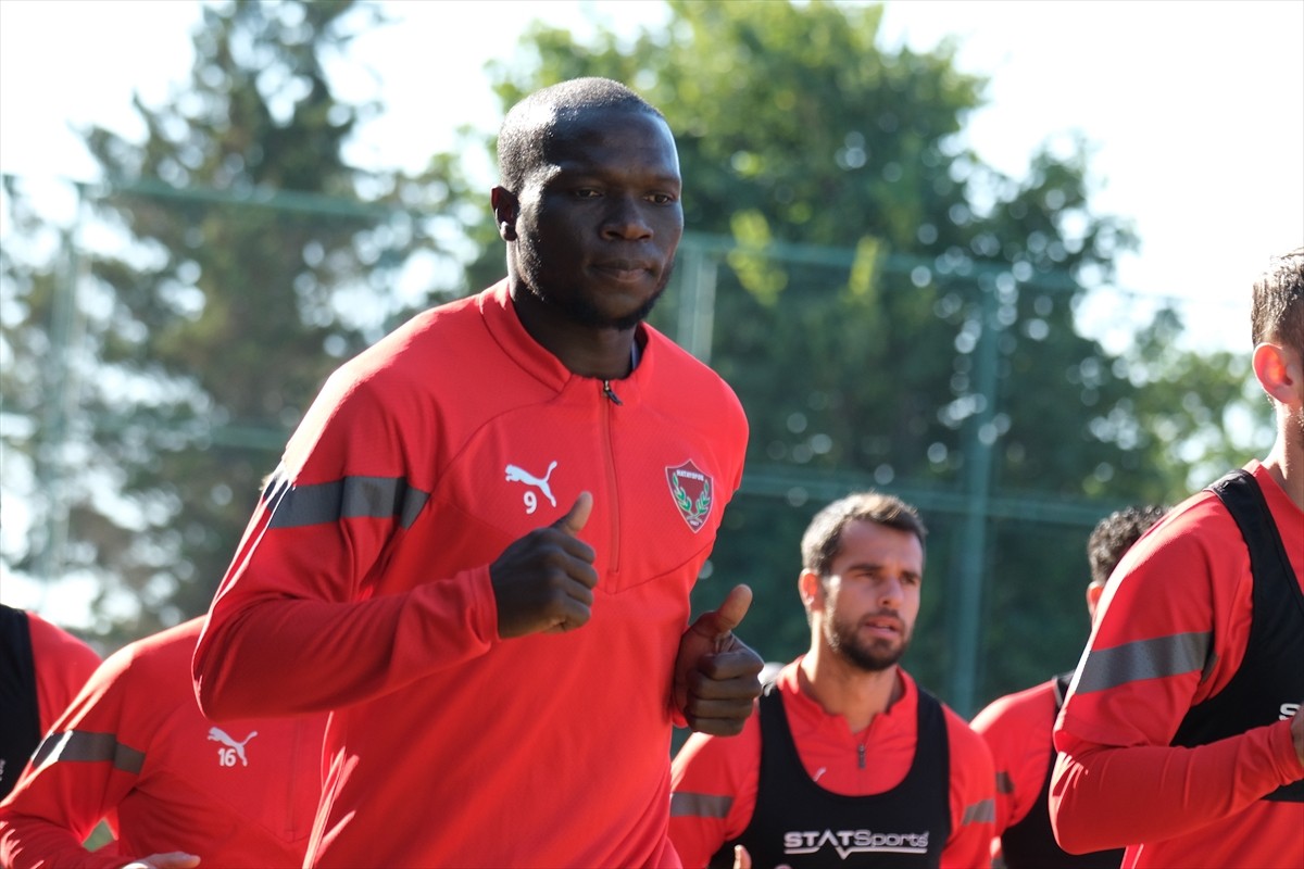 Trendyol Süper Lig'de son iki müsabakada aldığı 4 puanla çıkışa geçen Atakaş Hatayspor, 14....