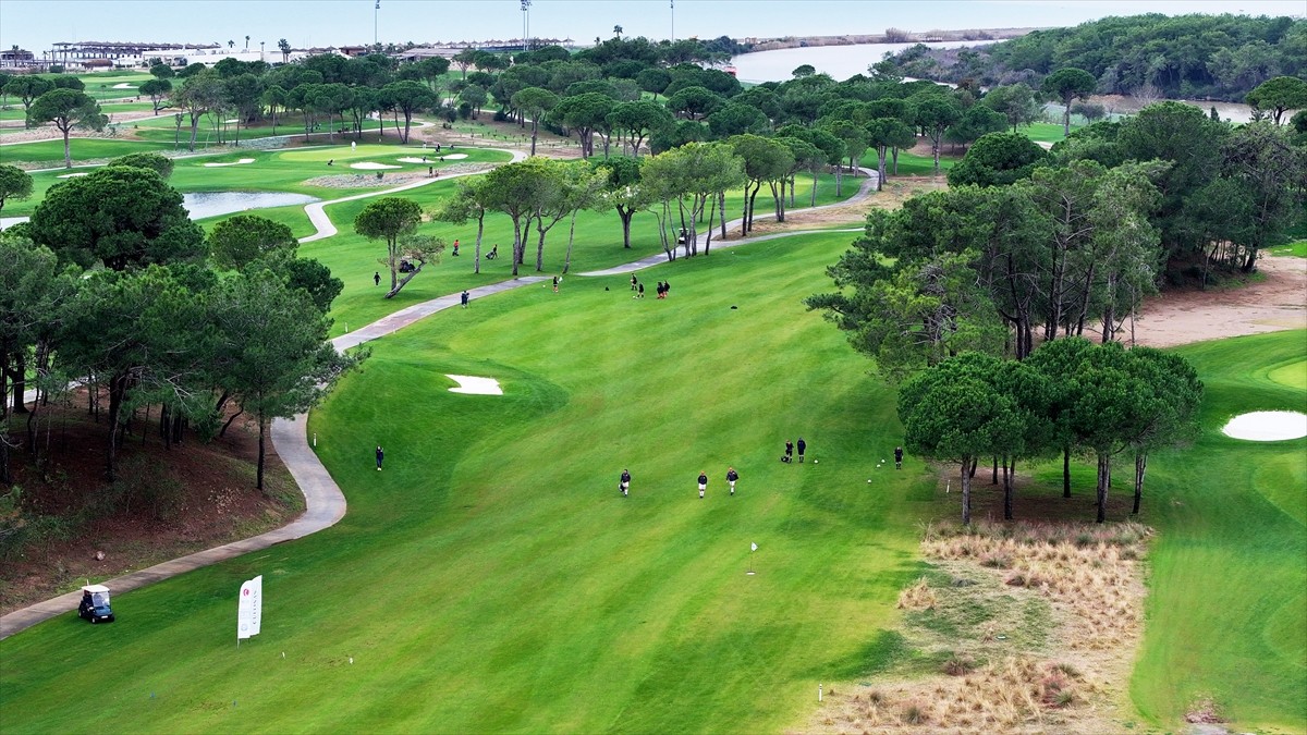 Antalya'nın Belek Turizm Merkezi'ndeki golf sahalarında düzenlenen, 20 ülkeden 500 sporcunun...