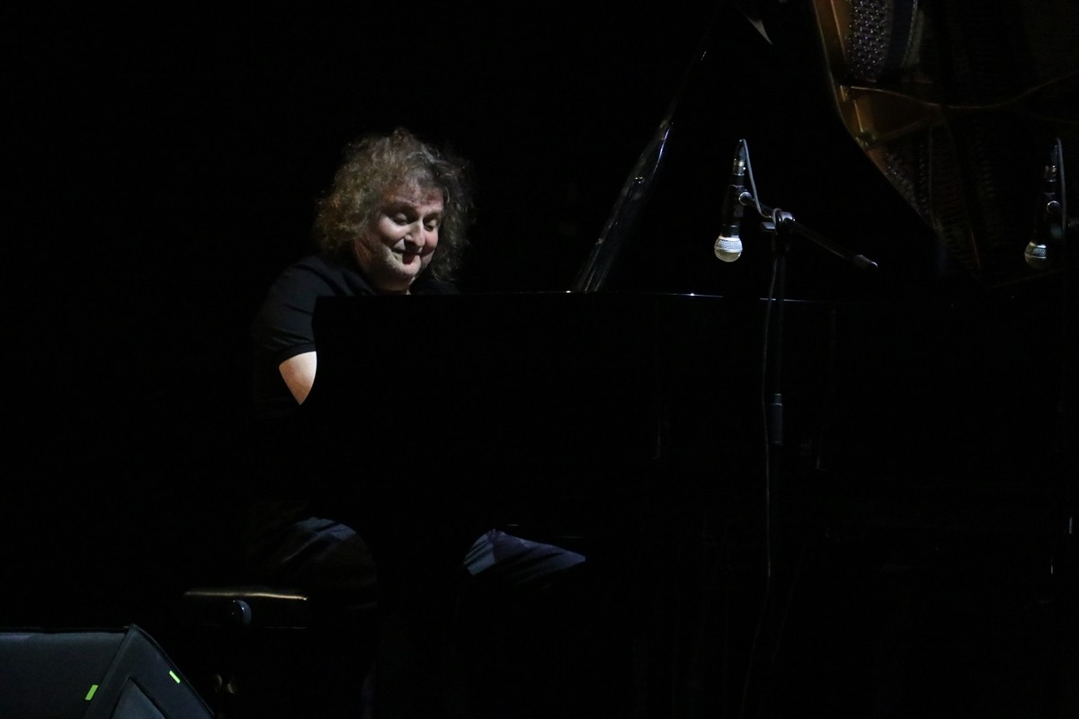 Piyanist ve besteci Tuluyhan Uğurlu, "Mehmet Akif Ersoy'u Anma Haftası" etkinlikleri kapsamında...