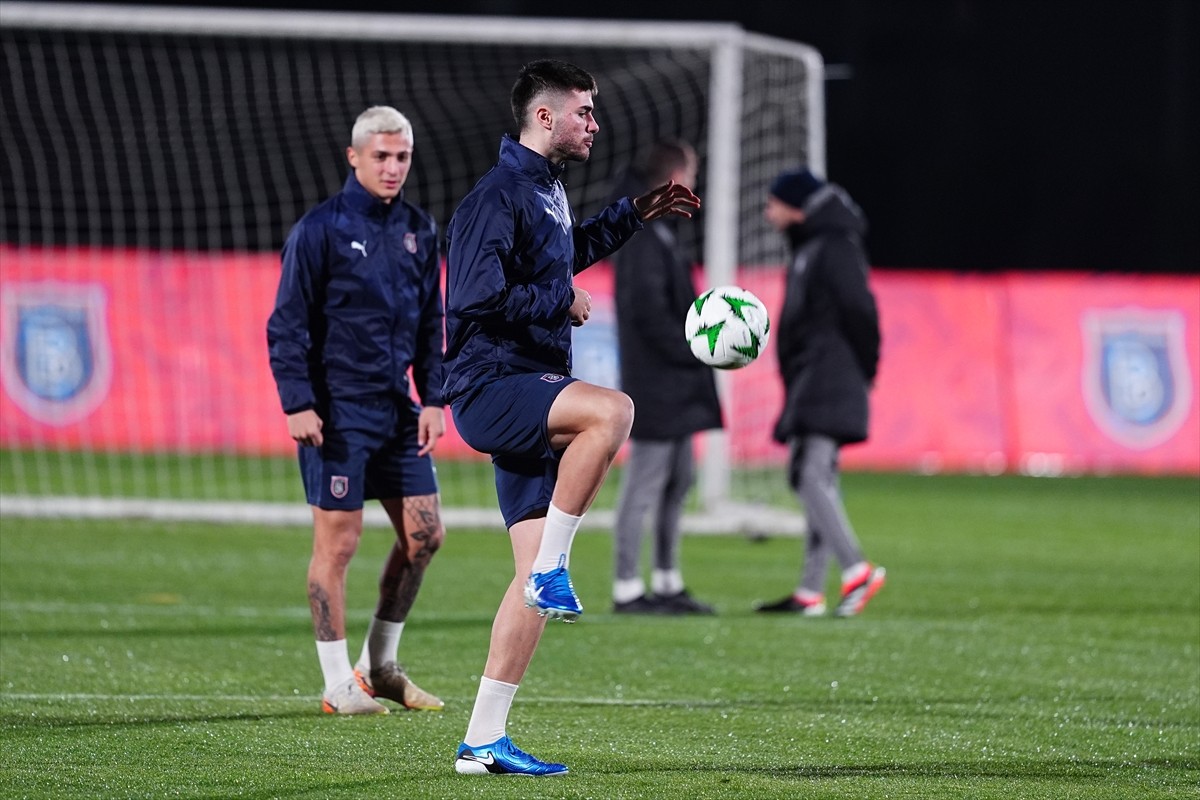 RAMS Başakşehir, UEFA Konferans Ligi'nin 5. haftasında yarın Alman ekibi Heidenheim ile yapacağı...