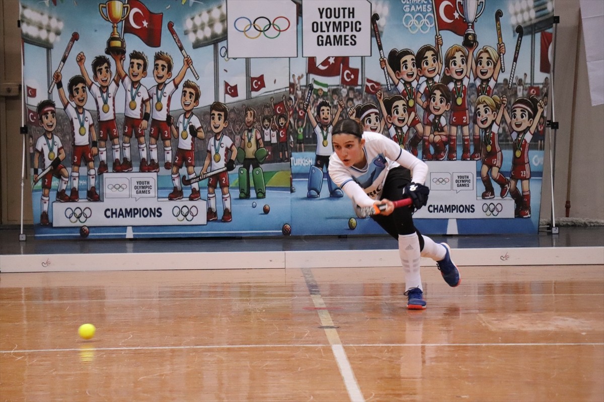 Türkiye Hokey Federasyonu tarafından Alanya Atatürk Spor Salonu'nda düzenlenen 2024-2025 sezonu...