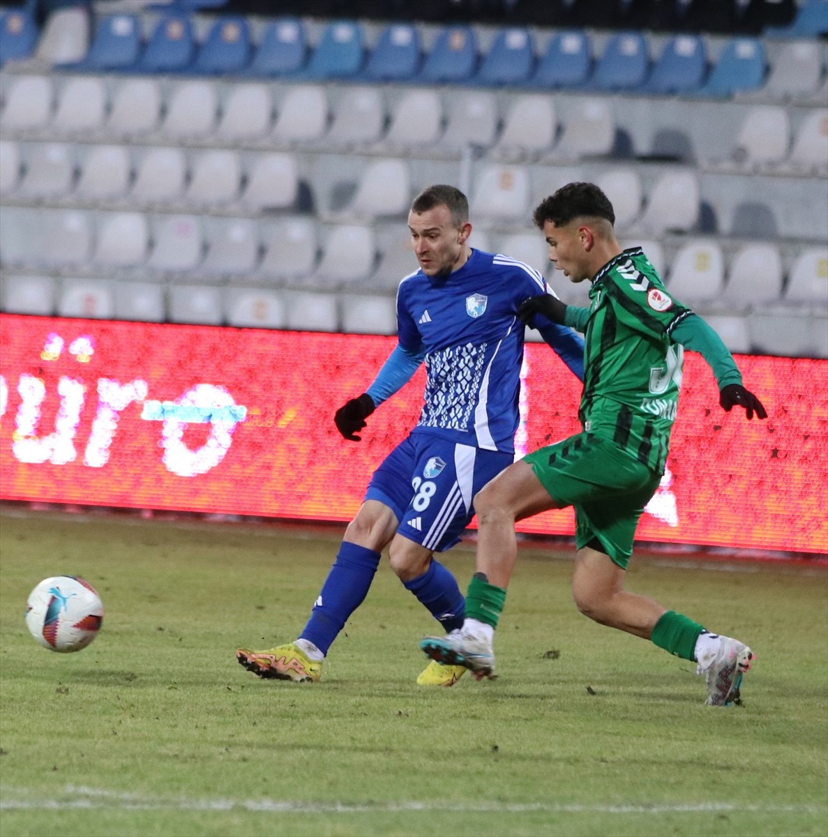 Ziraat Türkiye Kupası 5. eleme turunda Erzurumspor FK ile Sakaryaspor, Kazım Karabekir...