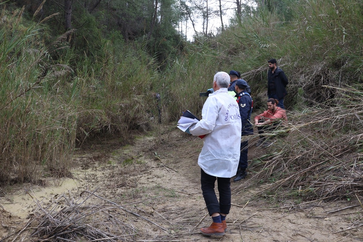 Adana ve Mersin'de karısı ile kayınvalidesi, kayınbabası, kayınbiraderi ve eşinin halasını öldüren...