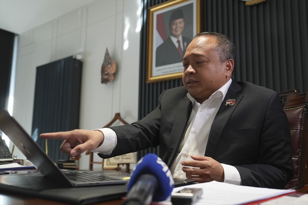 Endonezya'nın Ankara Büyükelçisi Achmad Rizal Purnama, Anadolu Ajansının (AA) "Yılın Kareleri"...