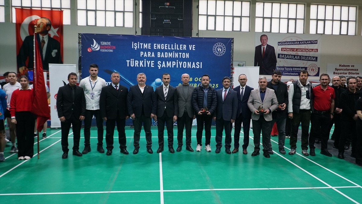 İşitme Engelliler ve Para Badminton Türkiye Şampiyonası, Çorum'un Osmancık ilçesinde...
