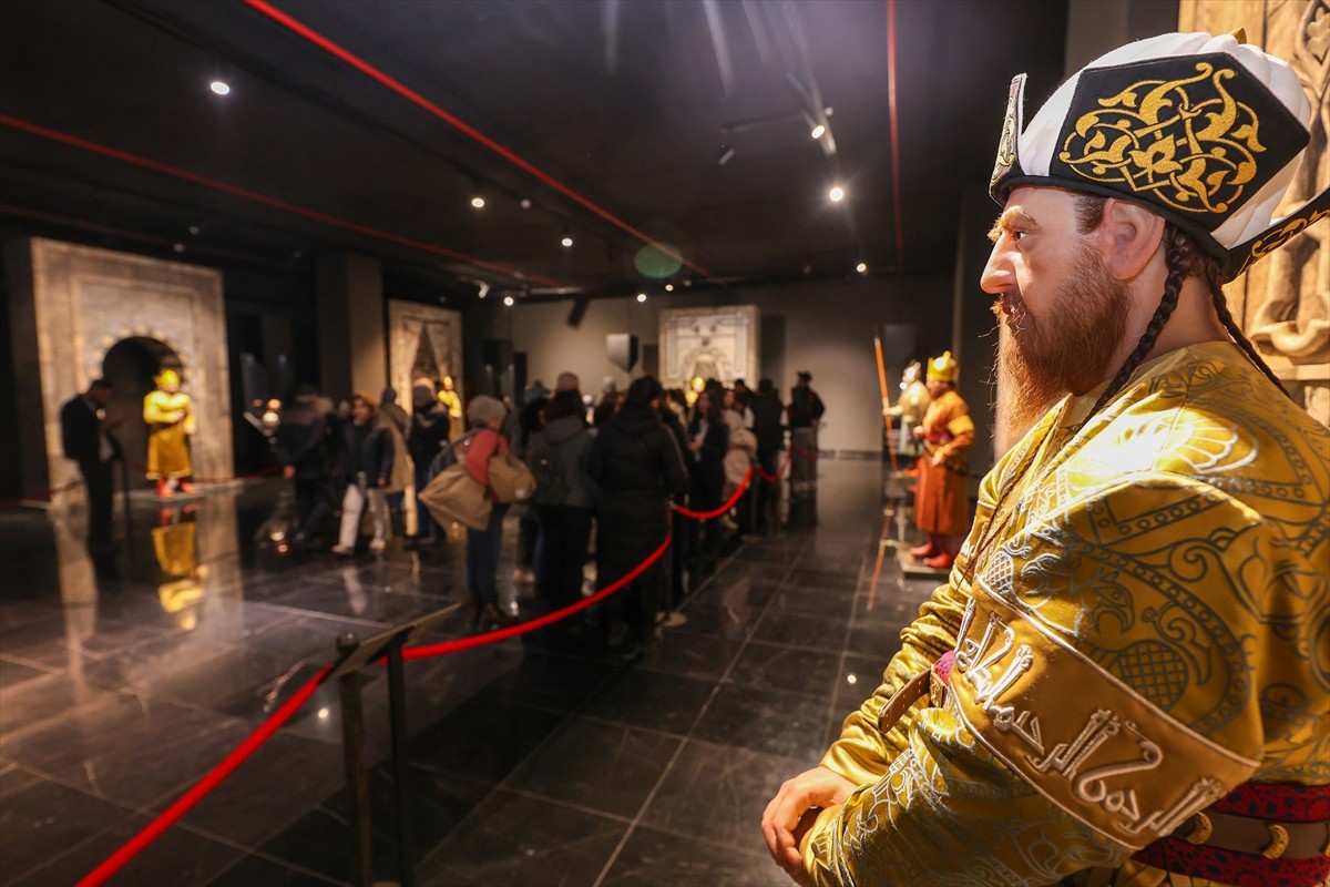 Konya Büyükşehir Belediyesinin kente kazandırdığı müzeleri, geçen yıl 1 milyon 132 bin kişi...