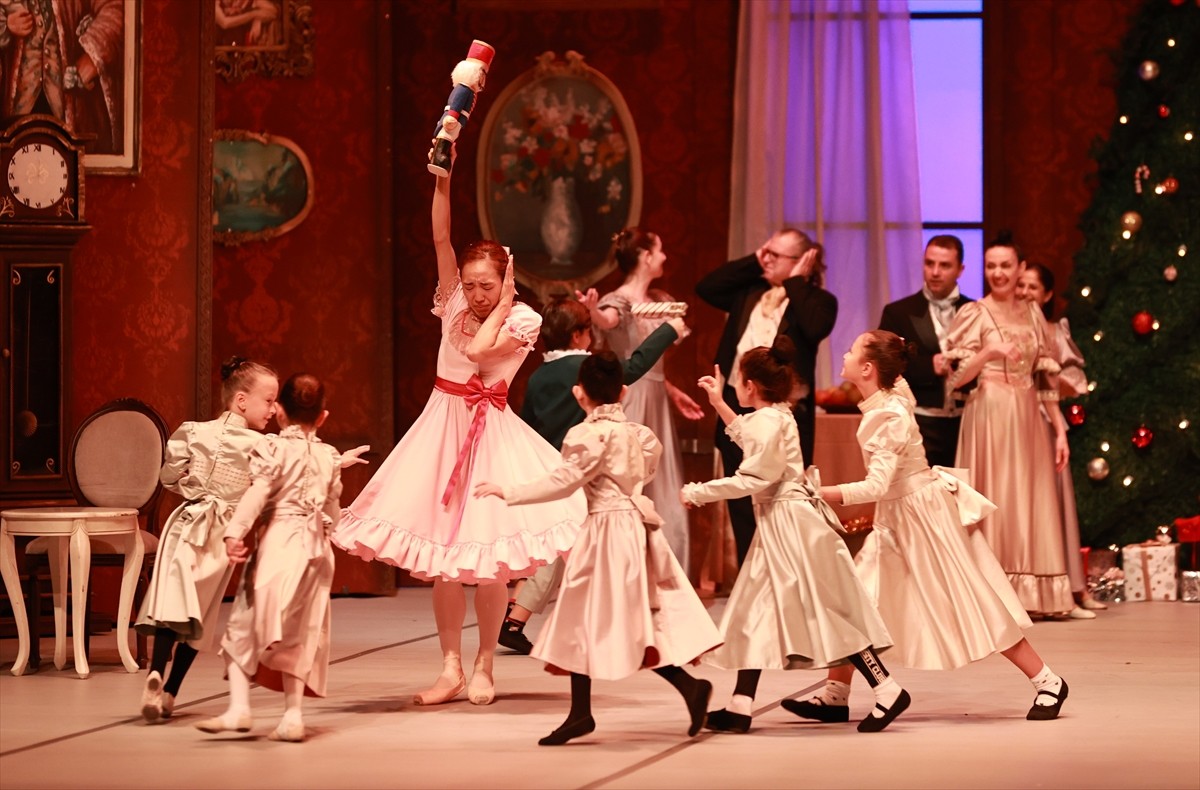 Mersin Devlet Opera ve Balesi (MDOB), Rus besteci Pyotr İlyiç Çaykovski'nin ölümsüz eseri...