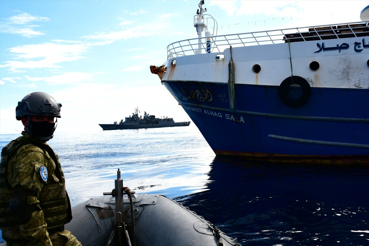 Milli Savunma Bakanlığı, TCG Salihreis fırkateyninin "Denizde Durumsal Farkındalık Yaklaşması"...