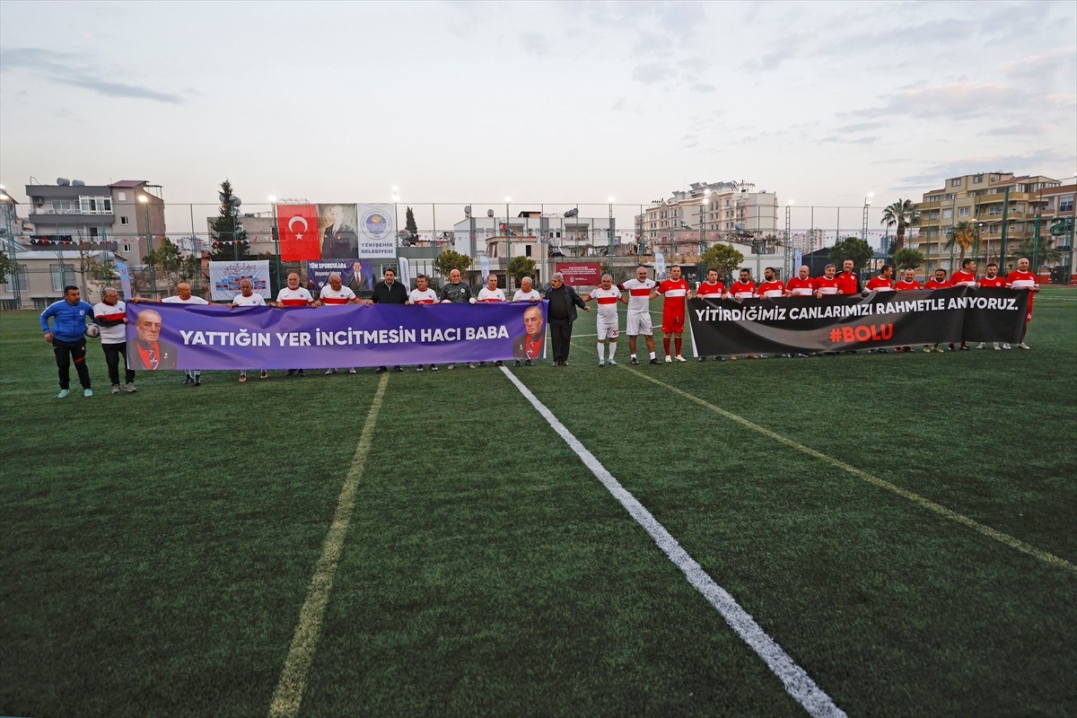 Trabzonspor ve Mersin İdman Yurdu'nun eski futbolcuları, Mersin'in Yenişehir ilçesinde yapımı...