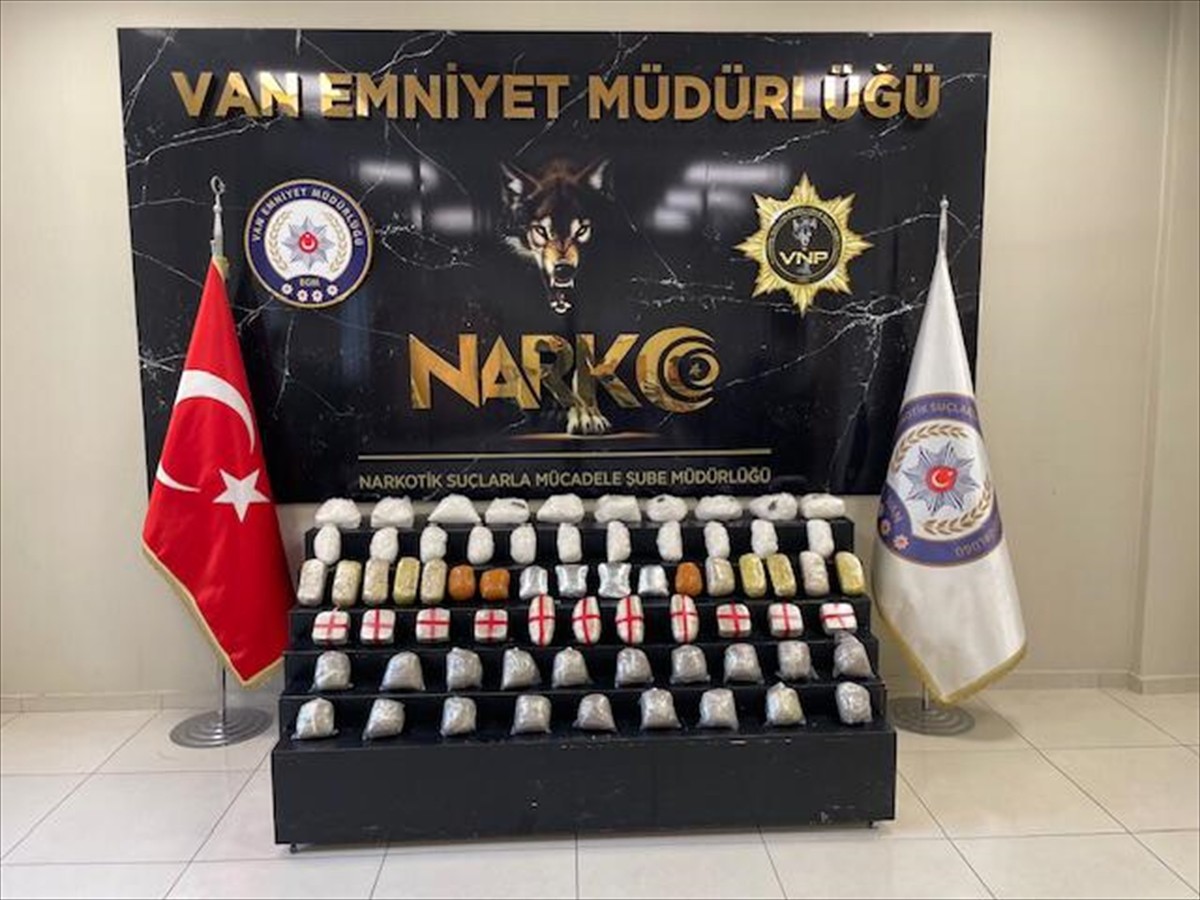 Van'da geçen hafta 55 kilo 350 gram uyuşturucu ele geçirildi, 5 şüpheli hakkında adli işlem...