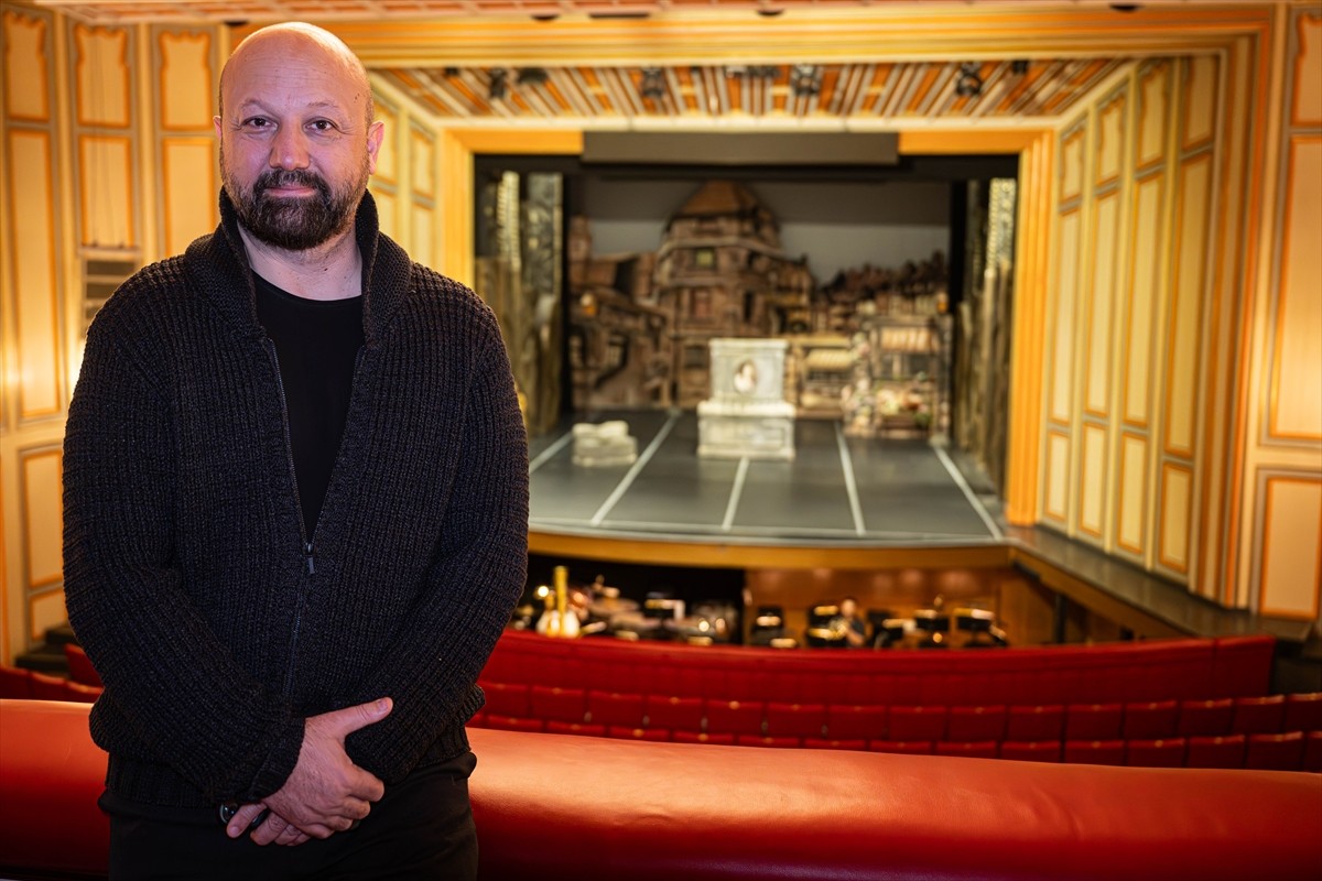 Ankara Devlet Opera ve Balesi (ADOB), Fransız yazar (oğul) Alexandre Dumas'ın 1848'de henüz 24...