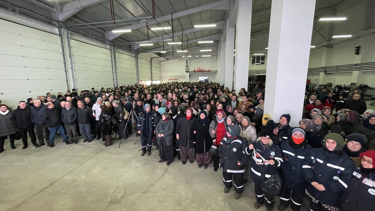 Bolu Belediyesince Kartalkaya Kayak Merkezi'ndeki Grand Kartal Otel'de 78 kişinin hayatını...