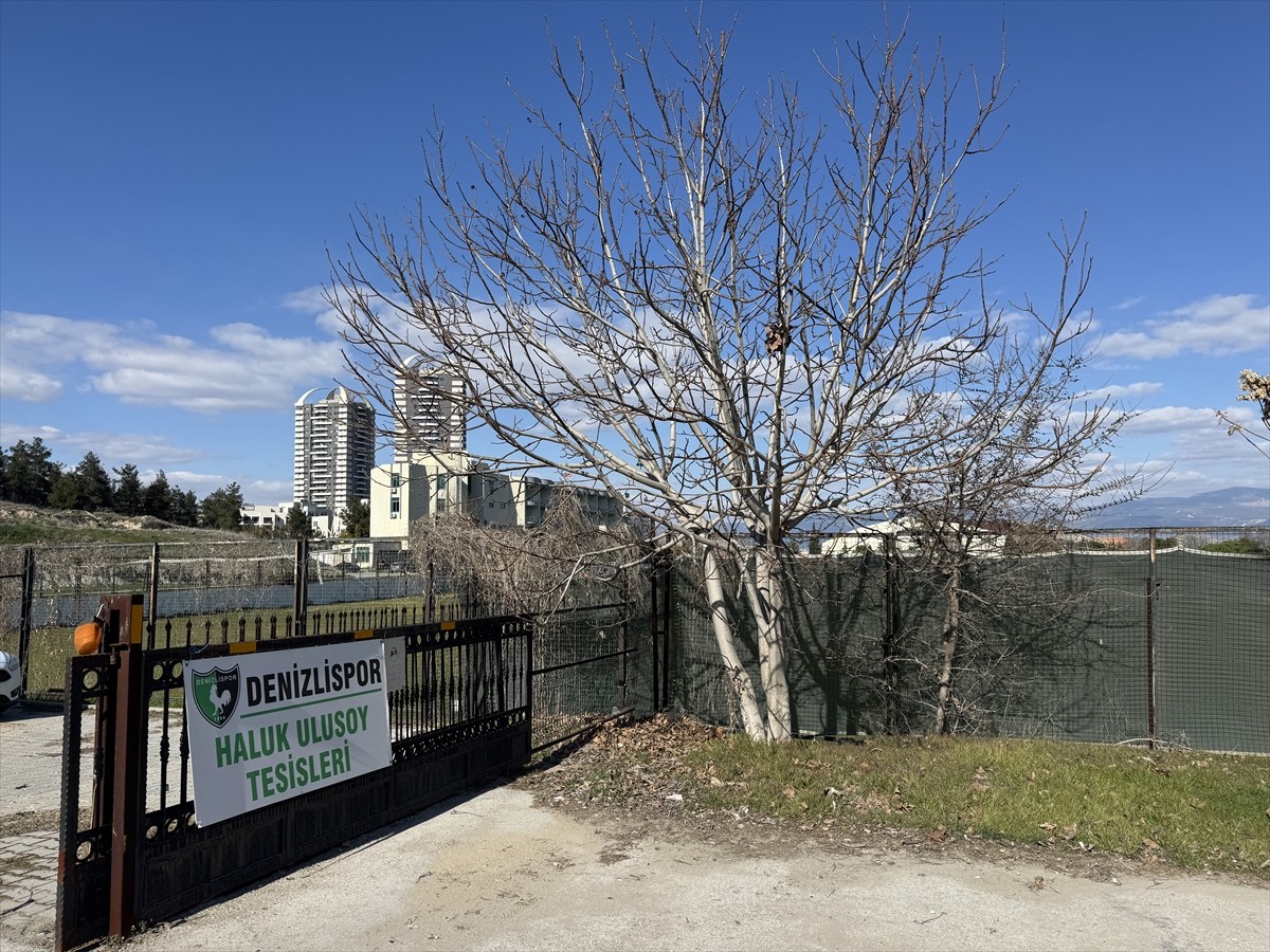 Denizlispor Kulübü Haluk Ulusoy Tesisleri'nin doğal gazı, kulübün borcu nedeniyle kesildi.