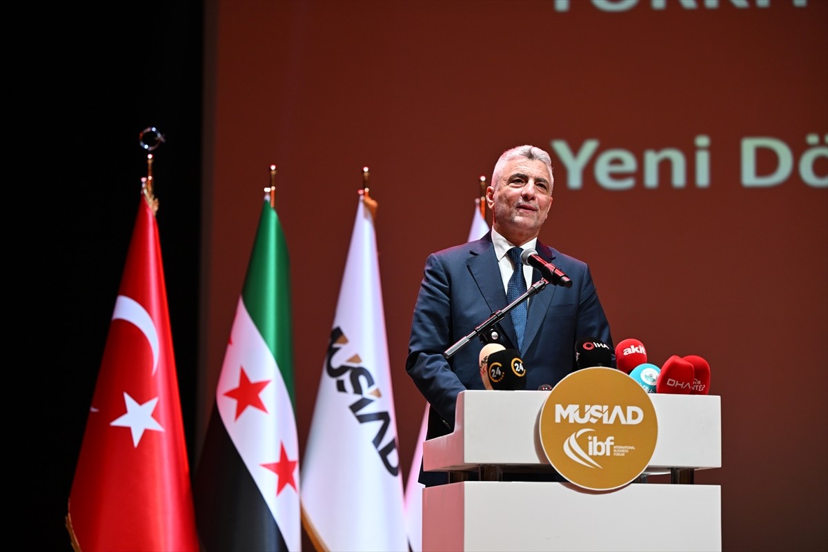 Gaziantep'te Şahinbey Kongre Merkezi'nde Müstakil Sanayici ve İşadamları Derneği (MÜSİAD) ve...