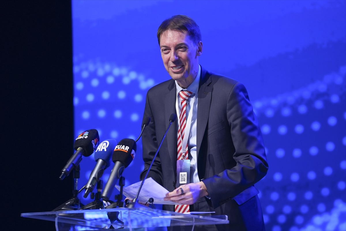 İHKİB’in, Sanayi ve Teknoloji Bakanlığı işbirliği ile yürüttüğü "Tasarımdan Üretime Hazır Giyim...