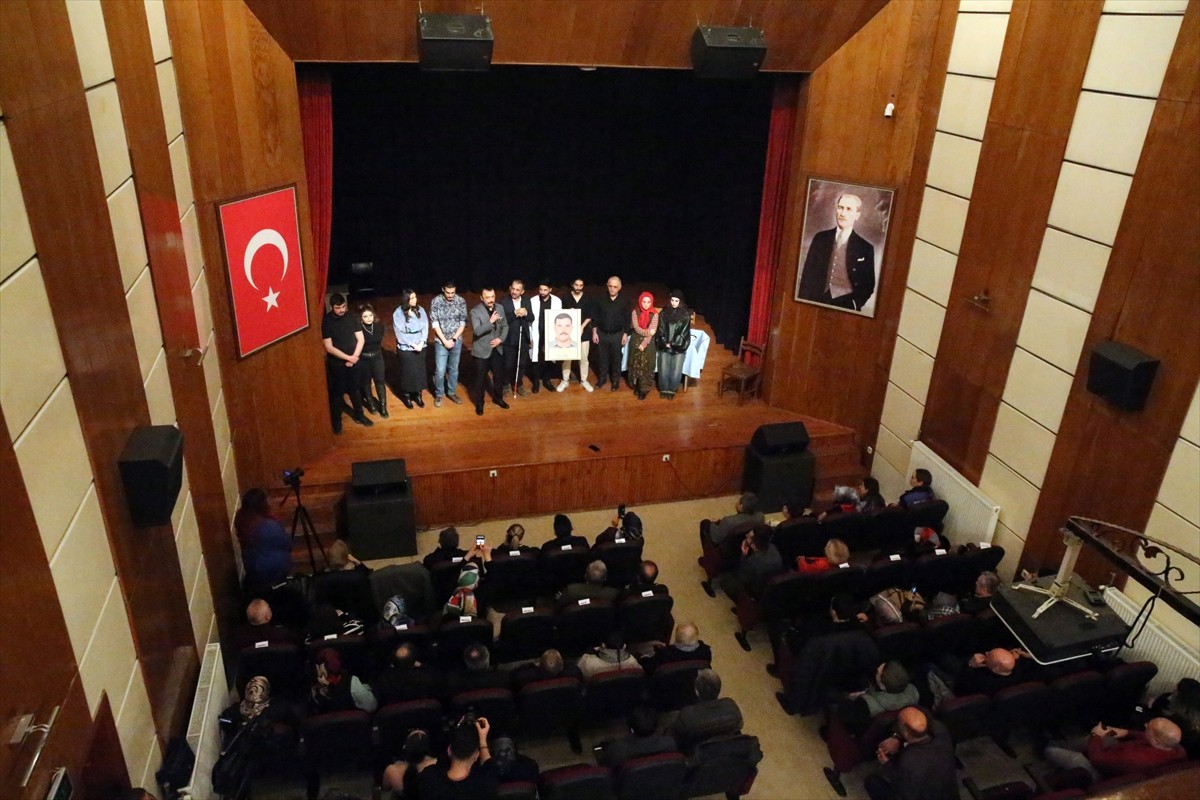 Kastamonu'da geçen yıl şehit edilen narkotik polisi Ahmet Şahan'ın senaryosunun yazılmasına katkı...