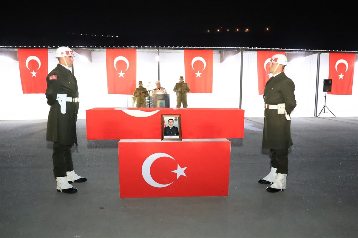 Pençe-Kilit Operasyonu bölgesinde bölücü terör örgütü mensuplarının roket saldırısı sonucu...