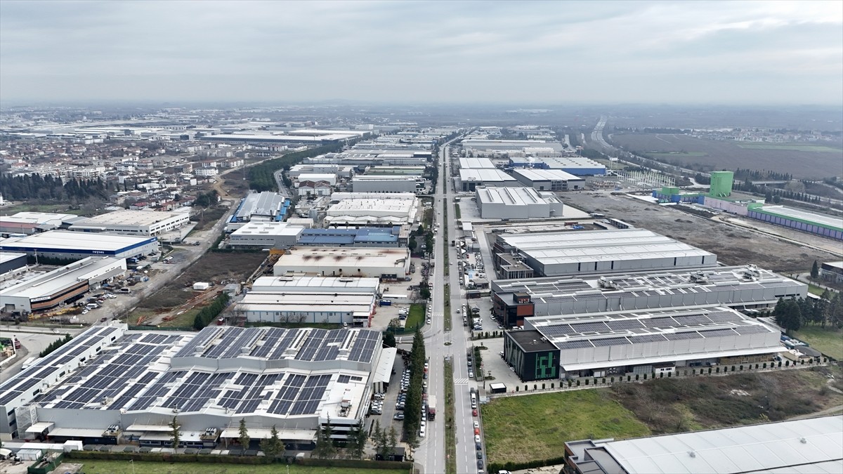 Sakarya'da kurulu 6 Organize Sanayi Bölgesi (OSB), güçlü altyapısı ve modern üretim tesisleriyle...