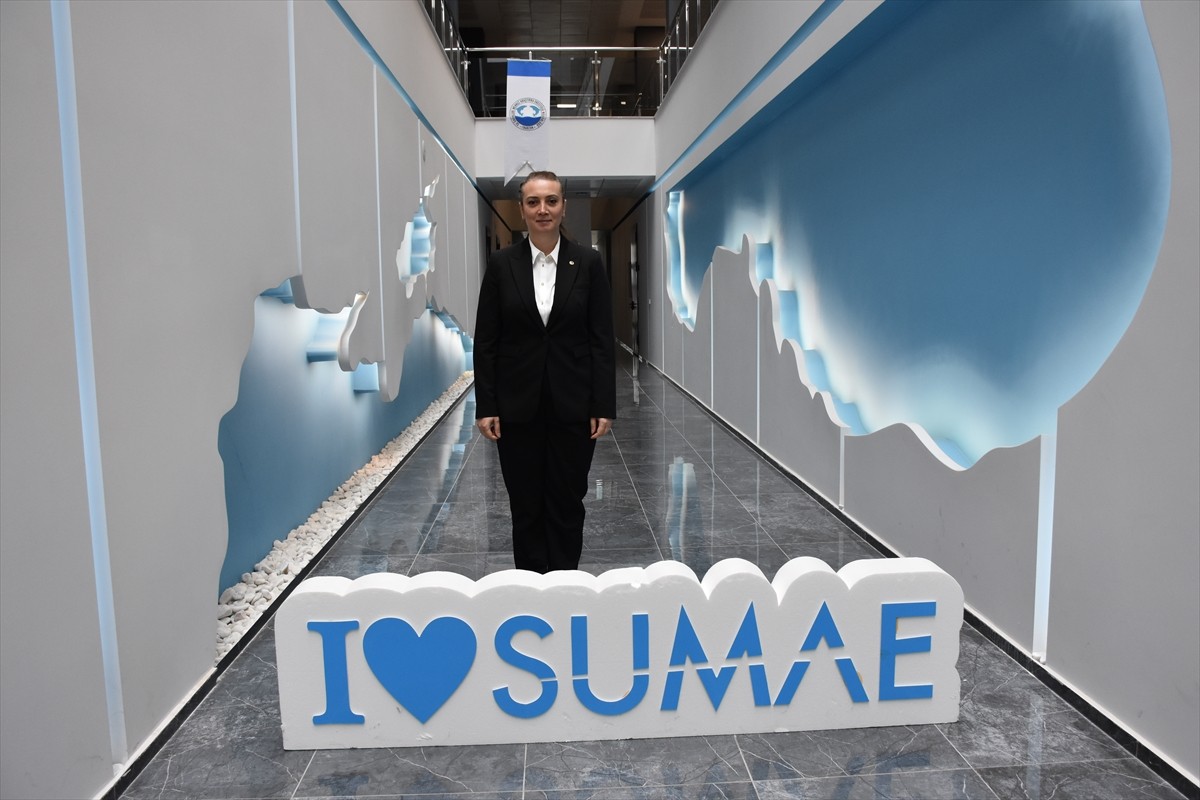 Trabzon Su Ürünleri Merkez Araştırma Enstitüsü'nde (SUMAE) Karadeniz'e kıyısı olan ülkelerden...