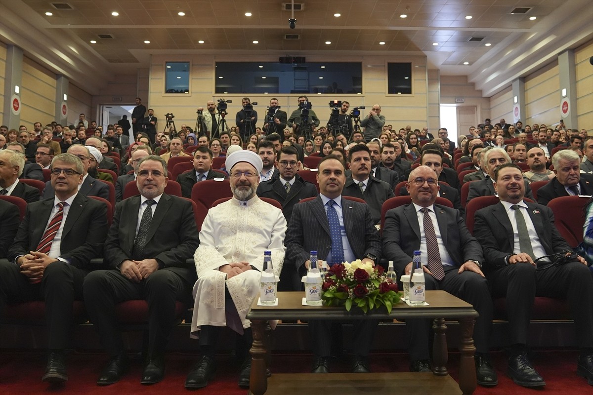 Türk Standardları Enstitüsü (TSE) ve Diyanet İşleri Başkanlığınca, "Uluslararası Helal Uygunluk...