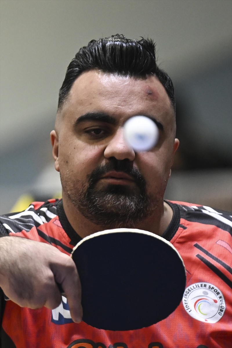 Türkiye Para Masa Tenisi Şampiyonası Ankara'da Altındağ Spor Salonu'nda başladı.