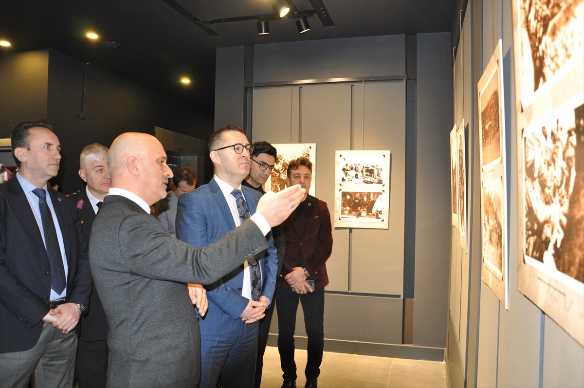 Eskişehir'de 18 Mart Şehitleri Anma Günü ve Çanakkale Deniz Zaferi'nin 110. yıl dönümü dolayısıyla...