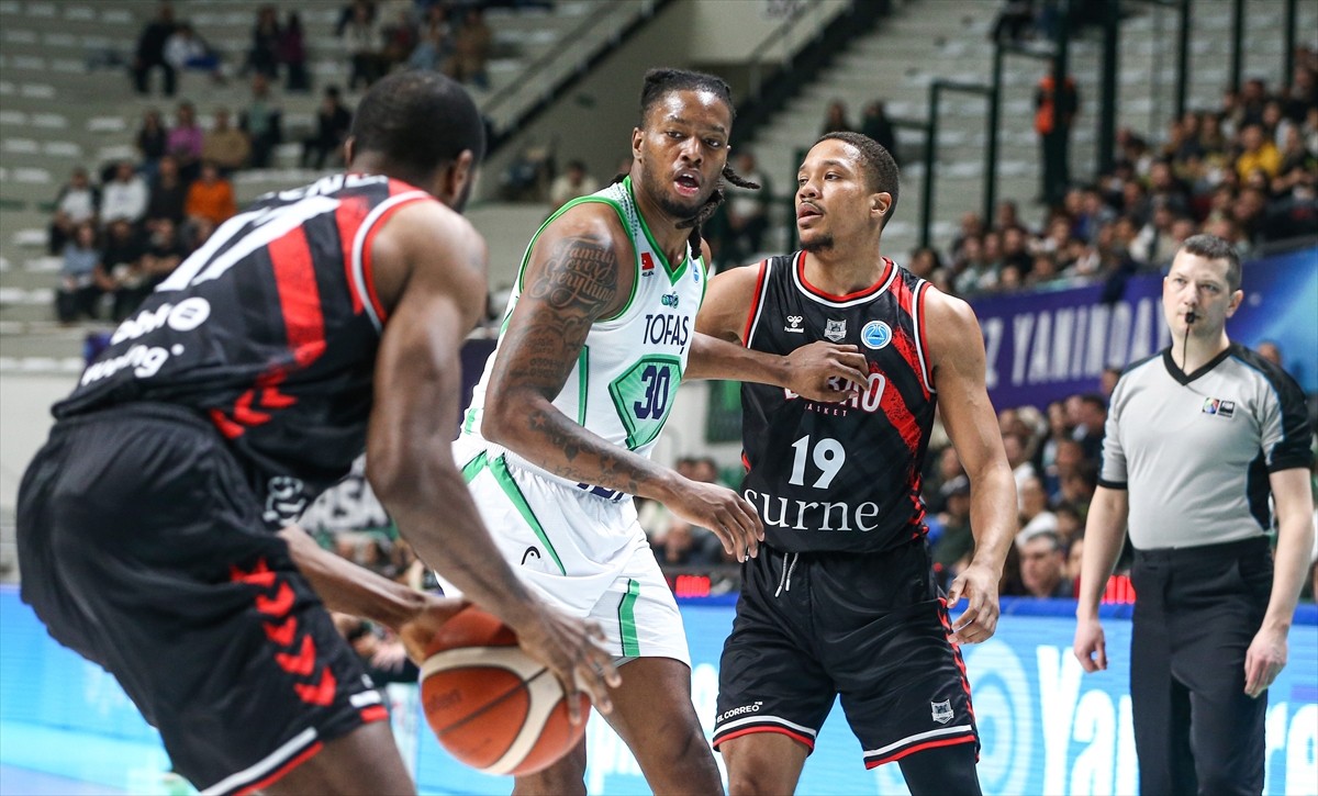 FIBA Erkekler Avrupa Kupası çeyrek final rövanşında TOFAŞ ile Bilbao Basket TOFAŞ Spor Salonu'nda...