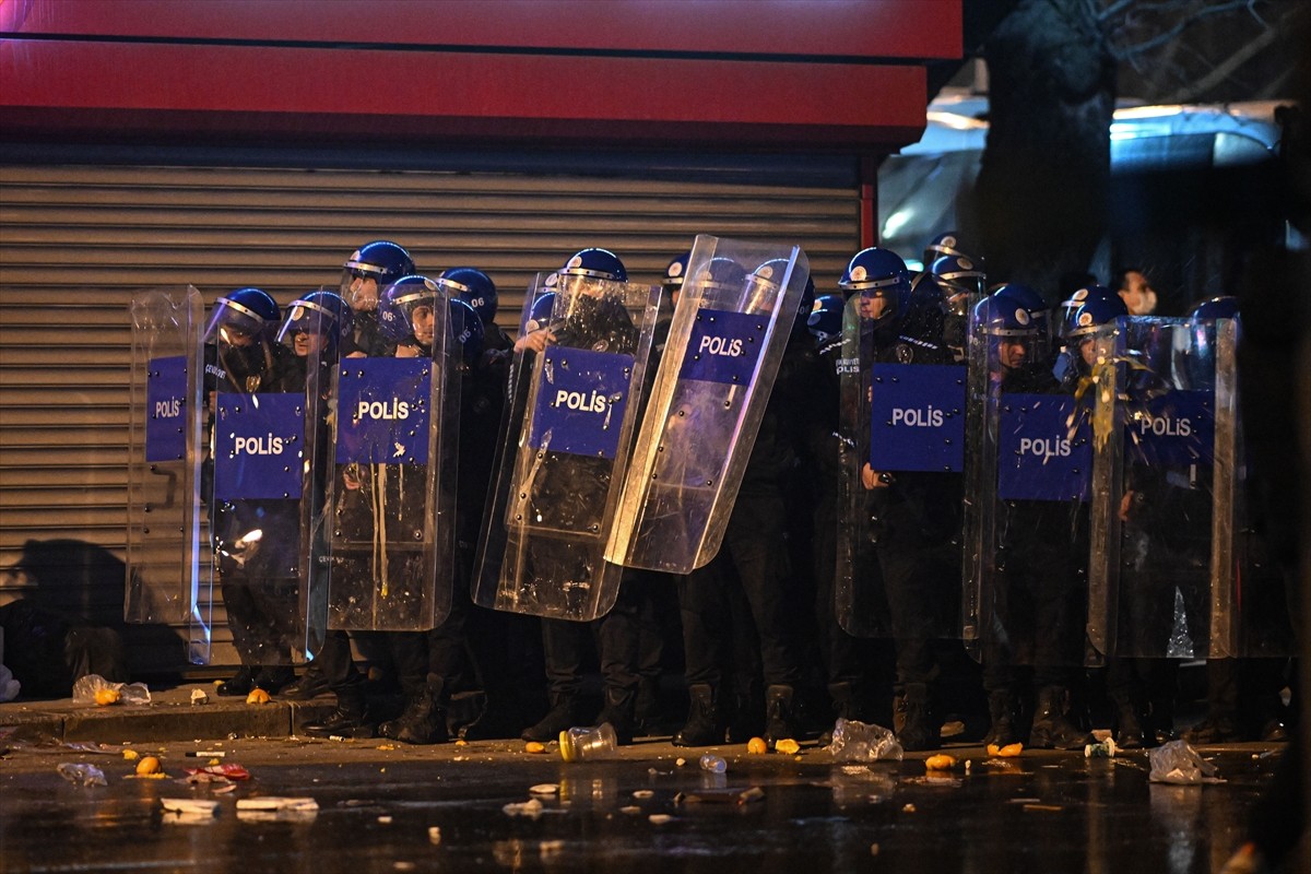 İstanbul Cumhuriyet Başsavcılığınca İBB'ye yönelik yürütülen yolsuzluk ve terör soruşturmalarını...