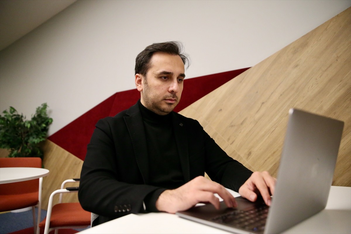 Kocaeli'de faaliyet gösteren teknoloji firması, işletmelerin sürdürülebilirlik raporlama sürecini...