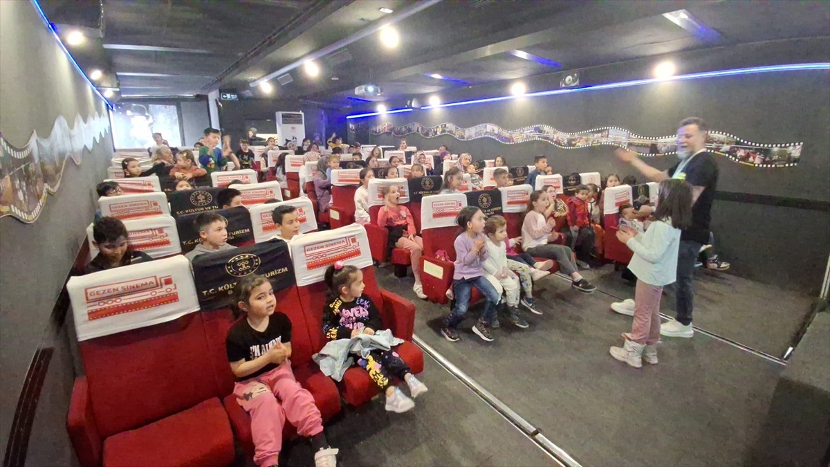 Kültür ve Turizm Bakanlığı Sinema Genel Müdürlüğü ile Sanat İçin Yola Çık Derneği işbirliğinde...