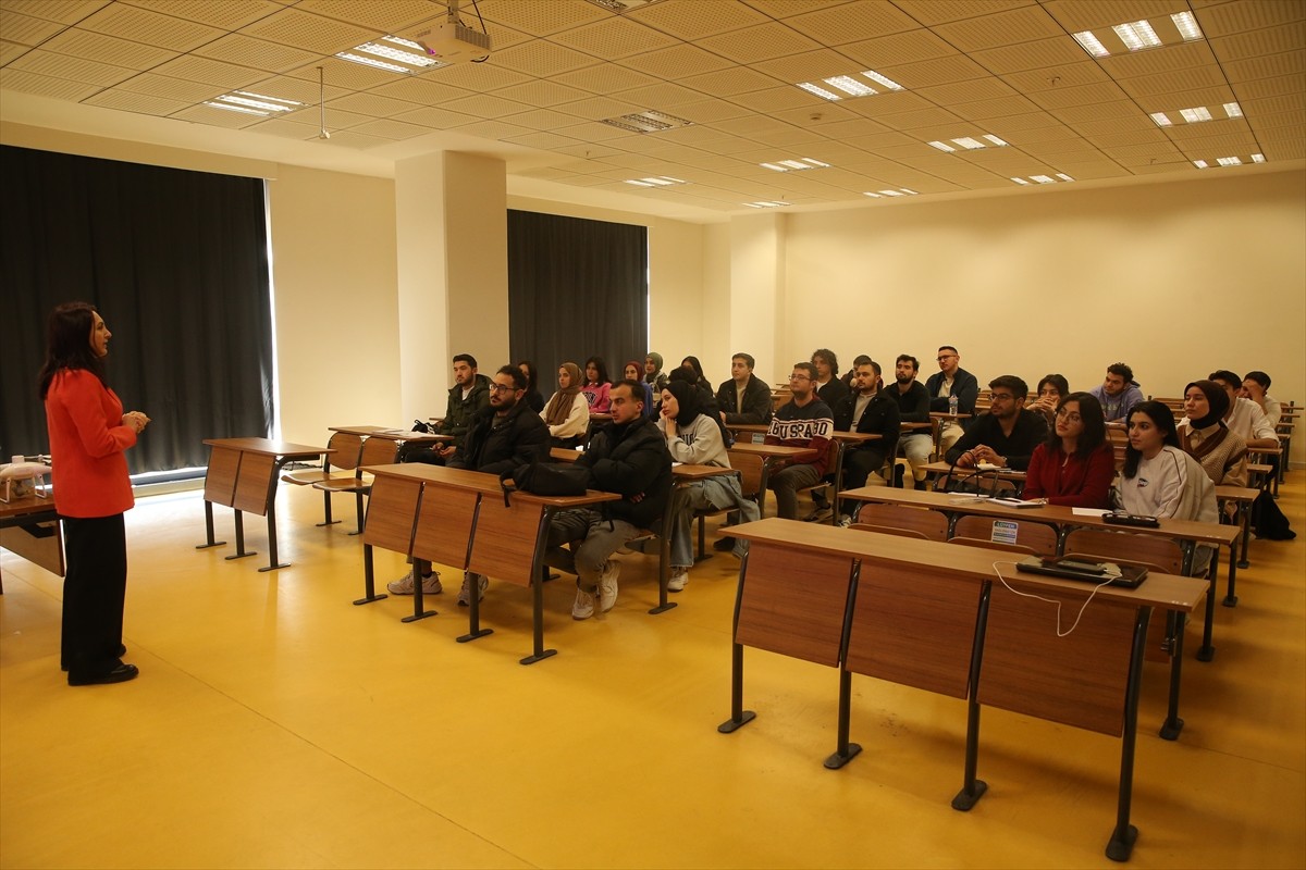 Niğde Ömer Halisdemir Üniversitesi Disiplinlerarası Dijital Tarım Yüksek Lisans Programı...