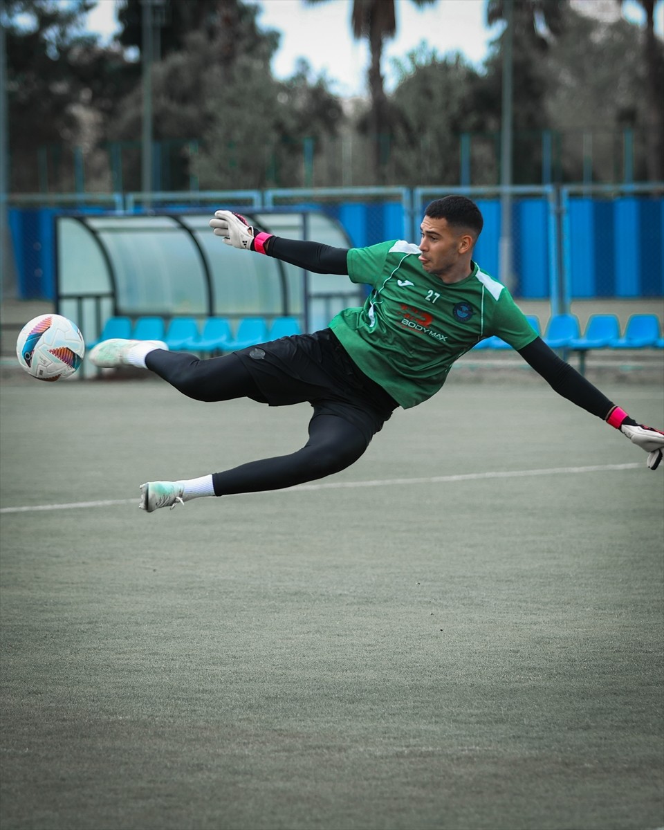 Adana Demirspor, Trendyol Süper Lig'in 31. haftasında deplasmanda ikas Eyüpspor ile oynayacağı...