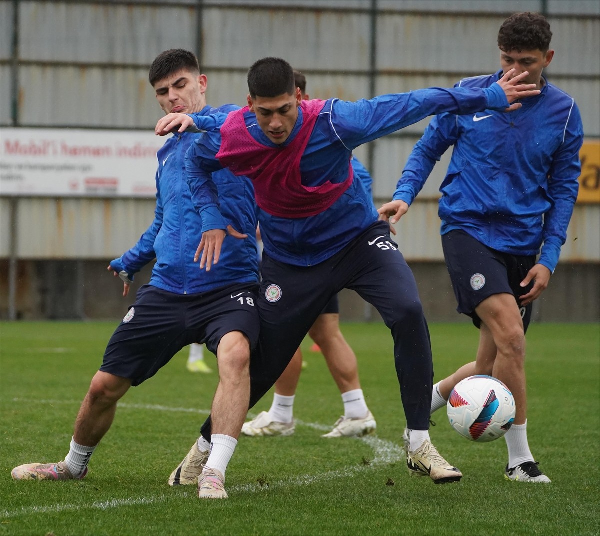 Çaykur Rizespor, Trendyol Süper Lig'in 32. haftasında sahasında İkas Eyüpspor ile oynayacağı maçın...