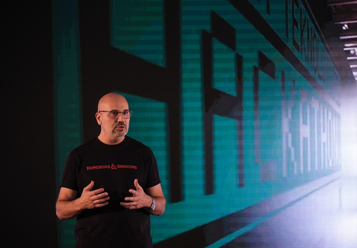 Dijital oyun tutkunlarını buluşturarak yeni oyunların geliştirilmesine imkan sağlayan Bilişim...