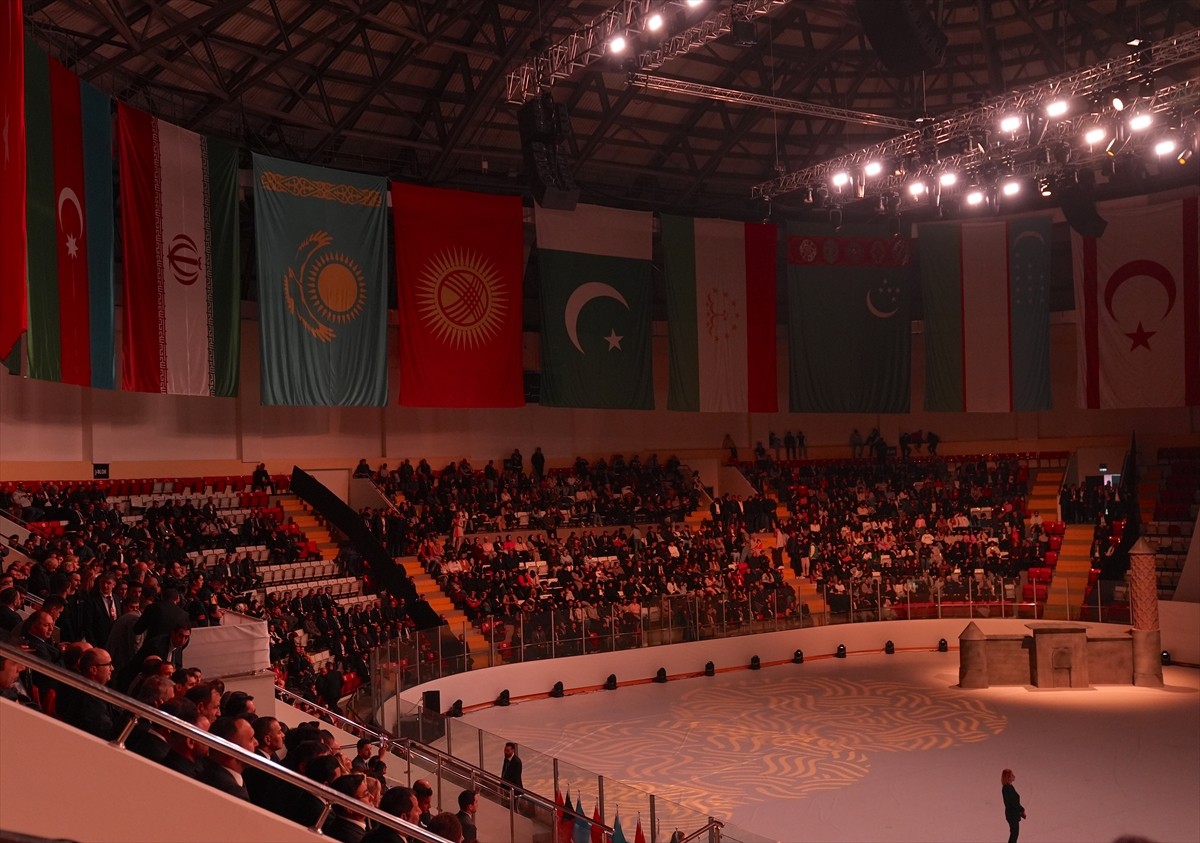 Ekonomik İşbirliği Teşkilatı (EİT) tarafından 2025 Turizm Başkenti ilan edilen Erzurum'da, "EİT...