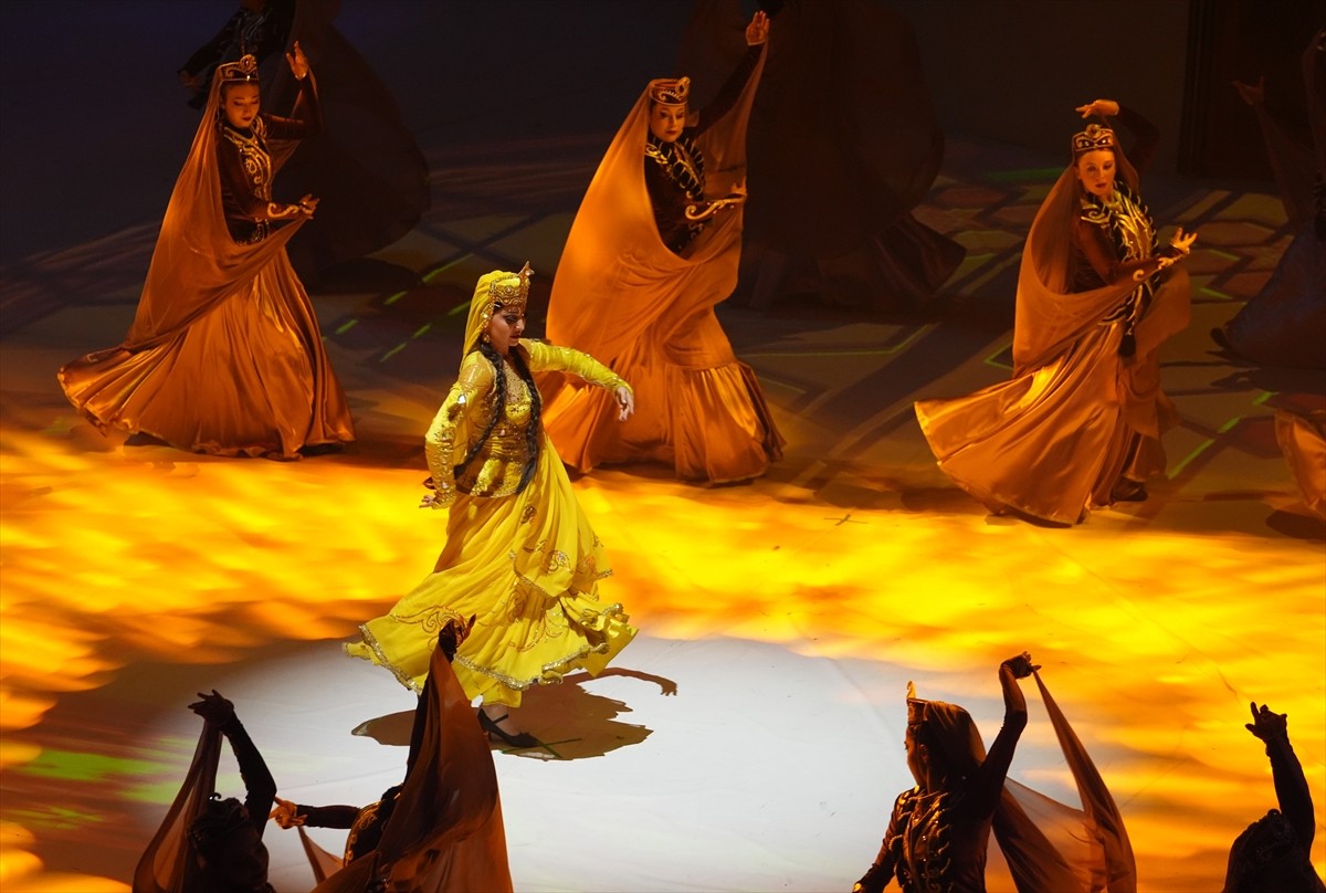 Ekonomik İşbirliği Teşkilatı (EİT) tarafından 2025 Turizm Başkenti ilan edilen Erzurum'da, "EİT...