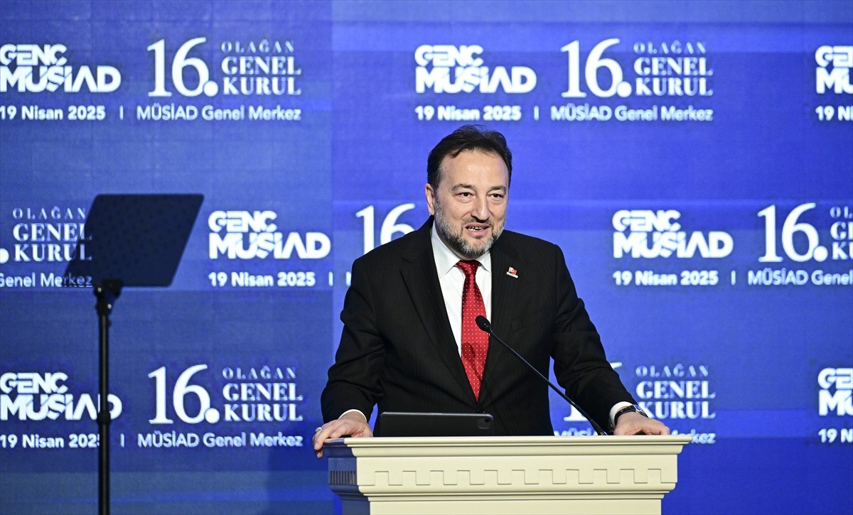 Genç MÜSİAD'ın 16. Olağan Genel Kurulu, Sanayi ve Teknoloji Bakanı Mehmet Fatih Kacır'ın...