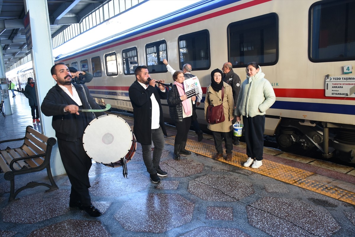 Güneydoğu Anadolu'nun tarihi ve kültürel zenginliklerini tanıtmak amacıyla organize edilen ve yeni...