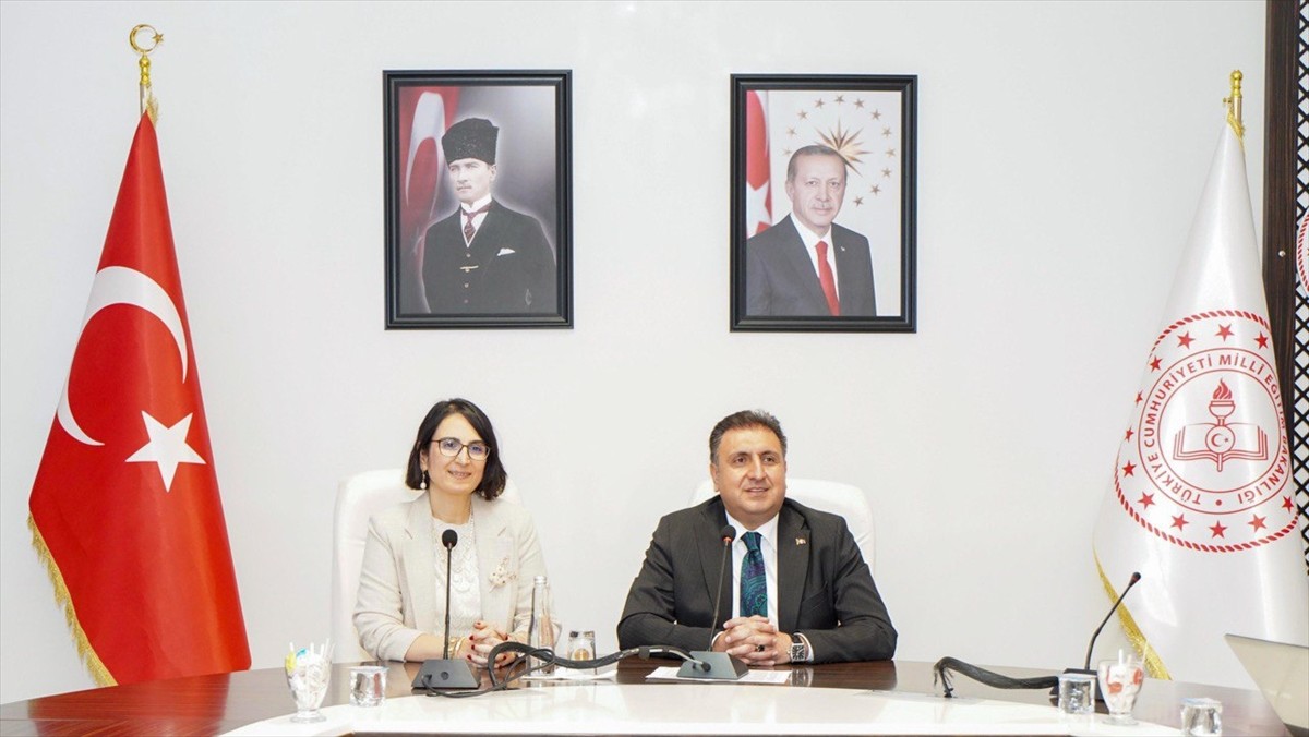 İstanbul İl Milli Eğitim Müdürlüğü, 23 Nisan Ulusal Egemenlik ve Çocuk Bayramı etkinlikleri...