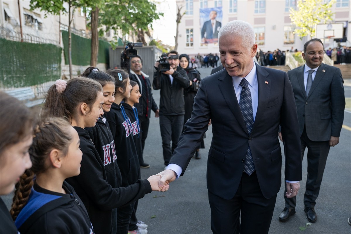 İstanbul İl Millî Eğitim Müdürlüğünce, 23 Nisan'da meydana gelen 6,2 büyüklüğündeki depremin...